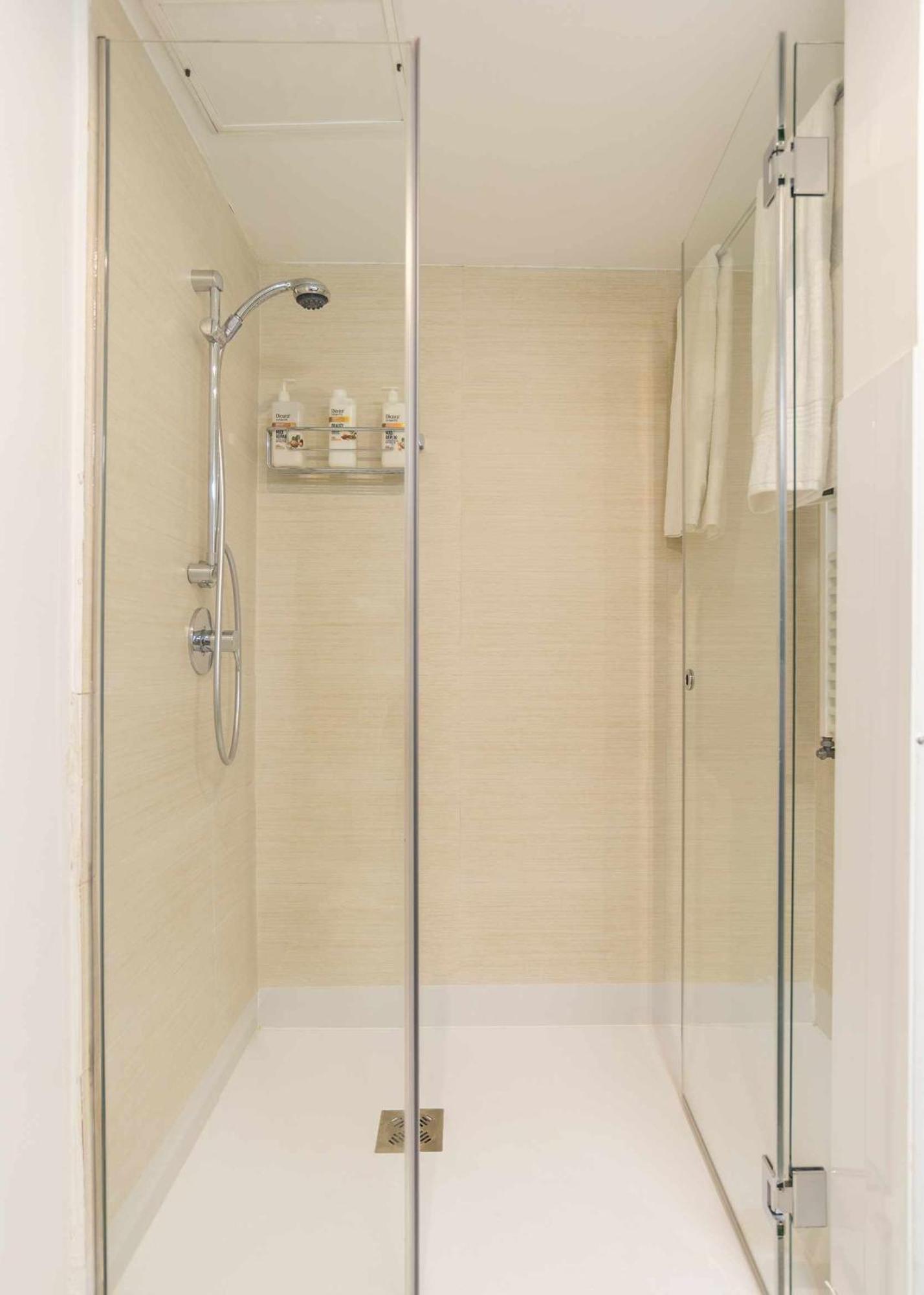 Cibeles By Skykey Apartment Madrid Luaran gambar